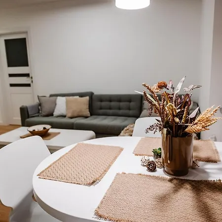 Ah Park Angelinum Apartment