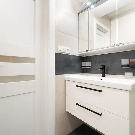 Apartament Ah Park Angelinum Ac *